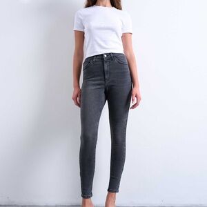 Topshop Jamie Skinny Highrise Jeans